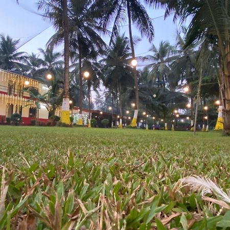 A Coconut Valley Resort Pālghar Extérieur photo