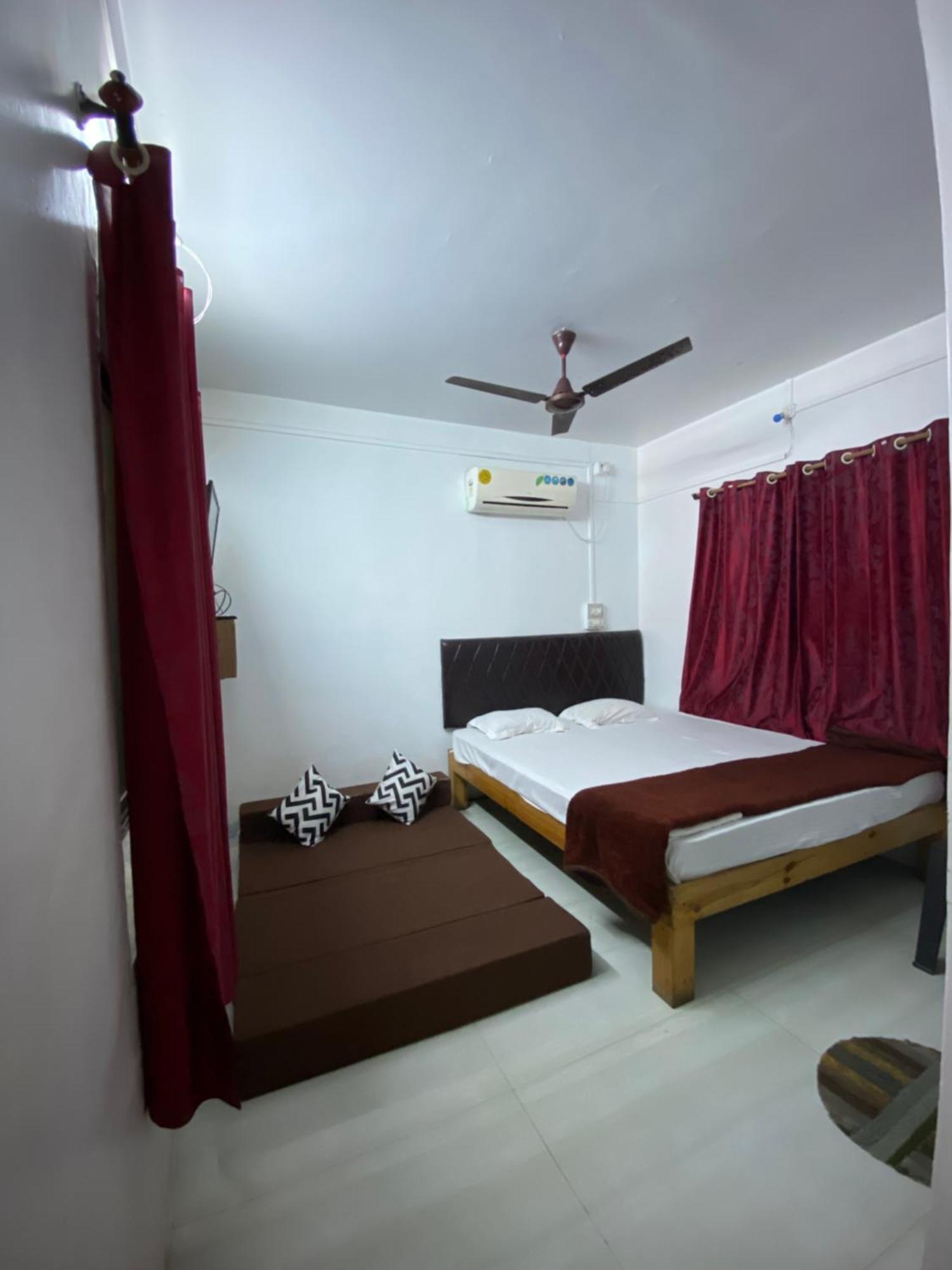 A Coconut Valley Resort Pālghar Extérieur photo